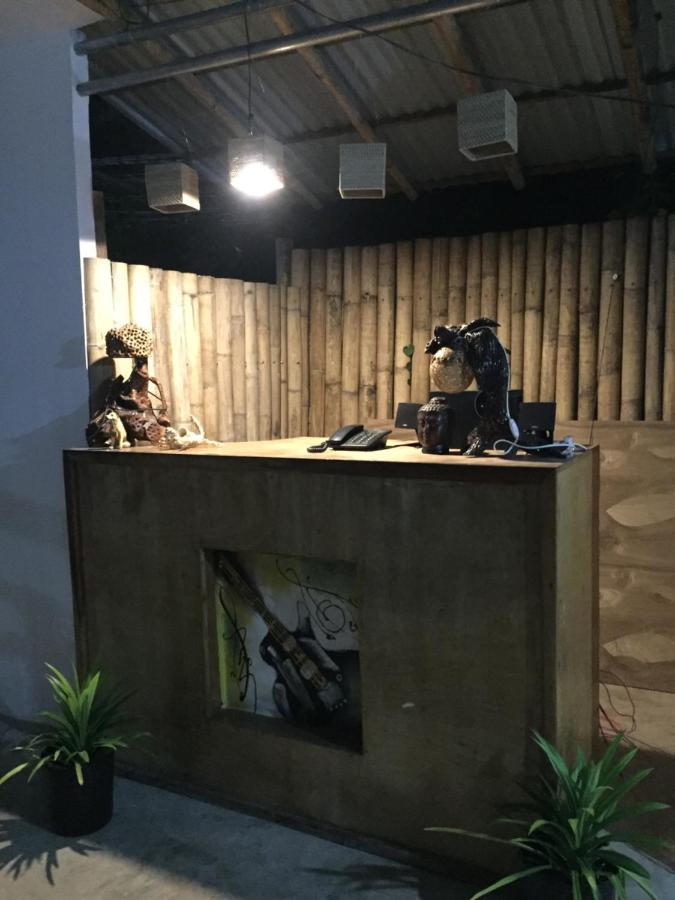 Bohemian Bohol Hostel Панглао Екстериор снимка