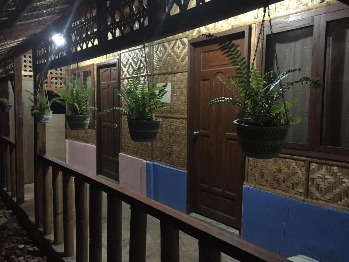 Bohemian Bohol Hostel Панглао Екстериор снимка